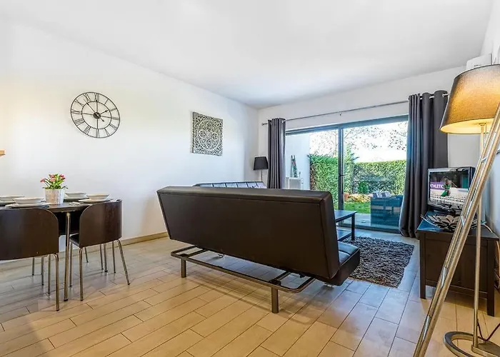 One Bedroom In Albur Village 1h *