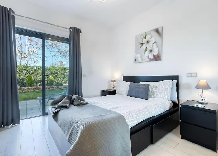 One Bedroom In Albur Village 1h 아파트 알보르